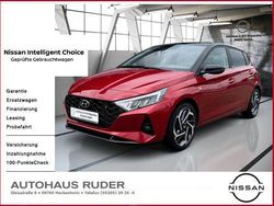 Dragon red/ phantom black / mic (metallic) Gebraucht 2021 Hyundai i20 Prime Limousine | 16.349 € (Fairer Preis)