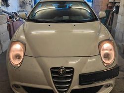 Weiß Gebraucht 2012 Alfa Romeo MiTo Distinctive Kleinwagen | 2.000 € (Fairer Preis)