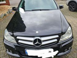 Schwarz Gebraucht 2012 Mercedes C200 Kombi | 8.150 € (Fairer Preis)