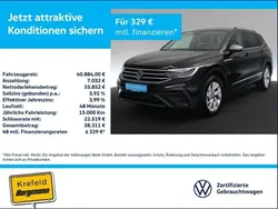 Schwarz / deep black Gebraucht 2024 VW Tiguan Allspace Life SUV | 40.884 € (Etwas zu teuer)