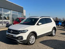 Weiß Gebraucht 2018 VW T-Cross Life SUV | 15.990 € (Etwas zu teuer)