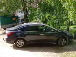 Blau Gebraucht 2013 Ford Focus SYNC Edition Limousine | 4.900 € (Guter Preis)