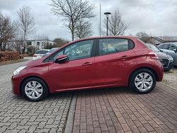 Rot Gebraucht 2012 Peugeot 208 Allure Kleinwagen | 4.900 € (Fairer Preis)
