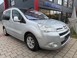 Grau Gebraucht 2010 Citroën Berlingo Van / Kleinbus | 4.600 € (Fairer Preis)