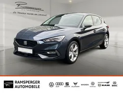 Grau Gebraucht 2024 Seat Leon FR | 25.490 € (Superpreis)