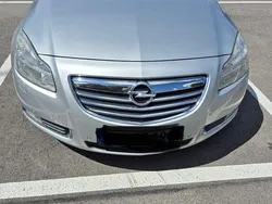 Silber Gebraucht 2011 Opel Insignia Kombi | 4.000 € (Teuer)