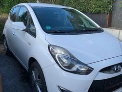 Weiß Gebraucht 2012 Hyundai ix20 Kleinwagen | 4.500 € (Guter Preis)