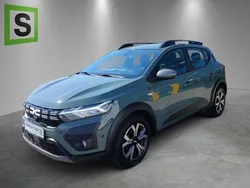 Grün Gebraucht 2023 Dacia Sandero Expression Kleinwagen | 16.290 € (Fairer Preis)