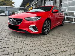 Rot Gebraucht 2018 Opel Insignia Kombi | 21.000 € (Etwas zu teuer)