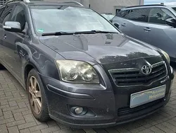 Grau Gebraucht 2008 Toyota Avensis Travel Kombi | 1.980 € (Superpreis)