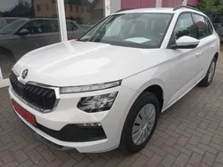 Weiß Neu 2025 Skoda Kamiq Selection SUV | 21.990 € (Superpreis)
