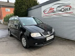 Schwarz Gebraucht 2006 VW Touran Van / Kleinbus | 2.699 € (Guter Preis)