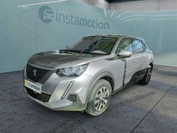 Grau Gebraucht 2022 Peugeot e-2008 SUV | 16.499 € (Superpreis)