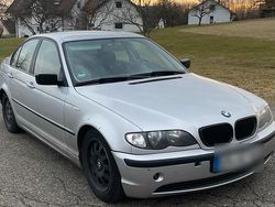 Silber Gebraucht 2002 BMW 316 Limousine | 950 € (Superpreis)