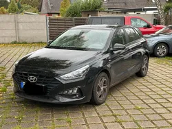 Schwarz Gebraucht 2025 Hyundai i30 Select Limousine | 15.990 €