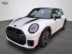 Weiß Gebraucht 2024 Mini John Cooper Works Kleinwagen | 35.775 € (Fairer Preis)