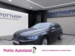 Grau Gebraucht 2021 VW Passat Business Kombi | 22.777 € (Guter Preis)