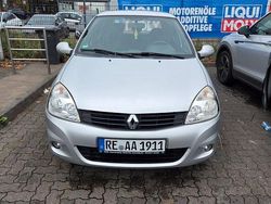 Silber Gebraucht 2010 Renault Clio II Authentique Limousine | 1.999 € (Fairer Preis)