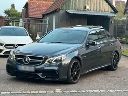 Grau Gebraucht 2017 Mercedes E63S AMG AMG Limousine | 44.000 €
