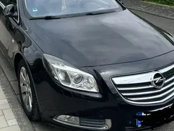 Schwarz Gebraucht 2012 Opel Insignia Limousine | 3.999 € (Superpreis)
