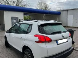 Weiß Gebraucht 2014 Peugeot 2008 Active SUV | 8.300 € (Fairer Preis)