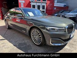 Dravitgrau metallic Gebraucht 2022 BMW 740L Limousine | 68.490 € (Etwas zu teuer)