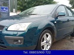 Grün Gebraucht 2006 Ford Focus Fun X Limousine | 999 € (Superpreis)