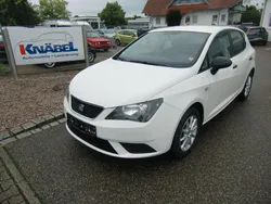 Weiß Gebraucht 2013 Seat Ibiza Reference Limousine | 5.990 € (Fairer Preis)