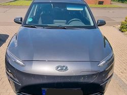 Grau Gebraucht 2022 Hyundai Kona SUV | 18.600 € (Fairer Preis)