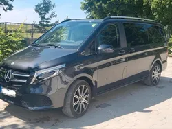 Schwarz Gebraucht 2022 Mercedes V300 Edition Van / Kleinbus | 54.500 € (Superpreis)