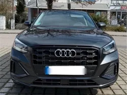 Grau Gebraucht 2025 Audi Q2 SUV | 28.900 € (Fairer Preis)