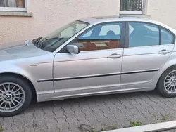 Grau Gebraucht 2002 BMW 320 Limousine | 2.100 € (Guter Preis)