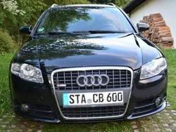 Schwarz metallic Gebraucht 2007 Audi A4 Kombi | 11.900 €