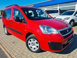 Rouge ardent Gebraucht 2018 Peugeot Partner Tepee Active Van / Kleinbus | 11.990 € (Etwas zu teuer)