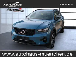 Fjord blue / (blau) Gebraucht 2021 Volvo XC40 Plus SUV | 36.990 € (Teuer)