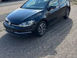 Schwarz Gebraucht 2017 VW Golf VII Sound Limousine | 15.800 € (Guter Preis)