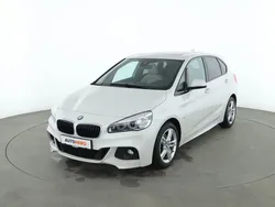 Weiß Gebraucht 2017 BMW 218 Active Tourer M Sport Van / Kleinbus | 16.340 € (Fairer Preis)