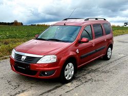 Rot Gebraucht 2009 Dacia Logan MCV Lauréate Van / Kleinbus | 2.999 € (Fairer Preis)
