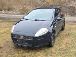 Blau Gebraucht 2009 Fiat Grande Punto Active Kleinwagen | 665 € (Guter Preis)