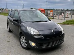 Schwarz Gebraucht 2011 Renault Mégane III Limousine | 2.999 € (Superpreis)