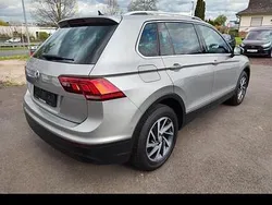 Silber Gebraucht 2017 VW Tiguan Edition SUV | 15.840 € (Guter Preis)