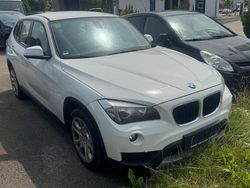 Weiß Gebraucht 2013 BMW X1 SUV | 4.800 €