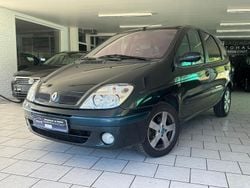 Schwarz Gebraucht 2006 Renault Scénic II Avantage Van / Kleinbus | 2.499 € (Fairer Preis)