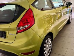 Grün Gebraucht 2010 Ford Fiesta Kleinwagen | 3.299 € (Fairer Preis)