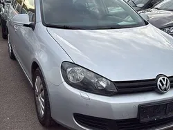 Silber Gebraucht 2011 VW Golf VI Trendline Kombi | 2.499 € (Superpreis)