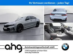 Grau Gebraucht 2023 BMW 320 Shadowline Limousine | 45.850 €