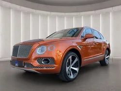 Orange Gebraucht 2017 Bentley Bentayga SUV | 95.900 € (Superpreis)