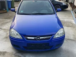 Blau Gebraucht 2006 Opel Corsa Kleinwagen | 650 € (Fairer Preis)