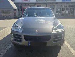 Gold Gebraucht 2007 Porsche Cayenne SUV | 11.499 € (Teuer)
