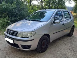 Grau Gebraucht 2003 Fiat Punto Kleinwagen | 1.550 € (Fairer Preis)
